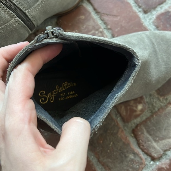 Seychelles Suede Pointed Toe Ankle Booties - Picture 5 of 5